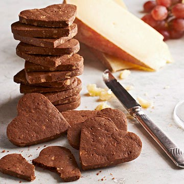 Smoky chocolate crackers