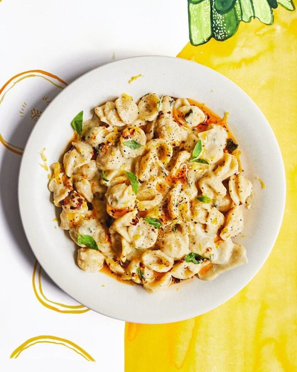 Smoky courgette and ricotta pasta 
