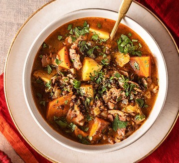 Smoky ham & lentil stew