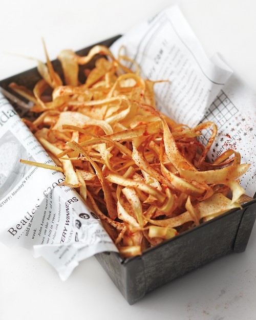 Smoky parsnip crisps
