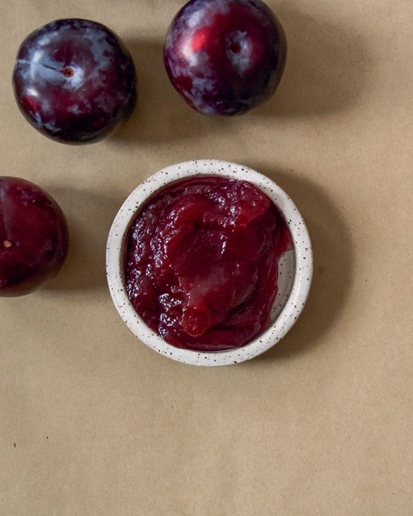 Smoky plum sauce