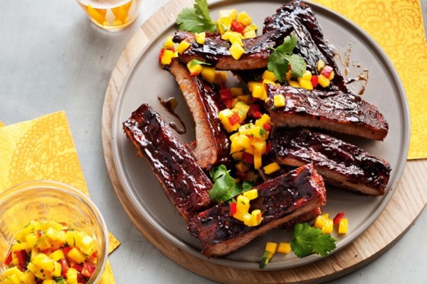 Smoky pork ribs with mango salsa