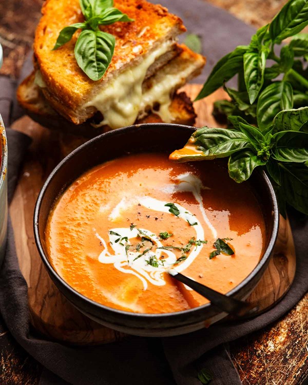 Smoky roasted tomato soup