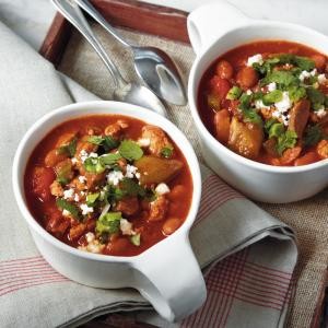 Smoky slow cooked chili