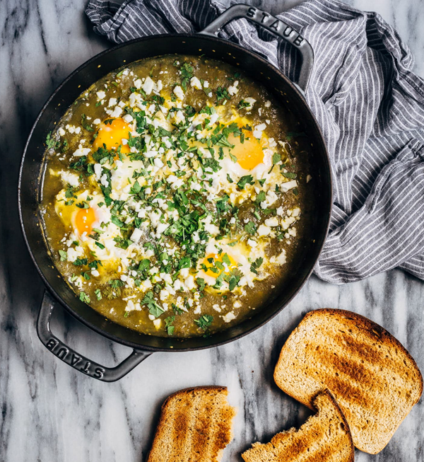 Smoky tomatillo shakshuka