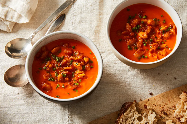 Smoky tomato & red pepper soup with white beans