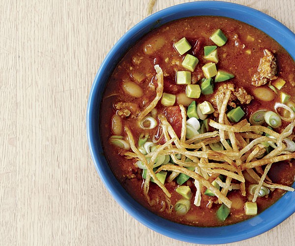 Smoky turkey and white bean chili