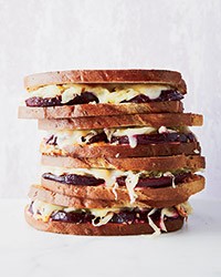 Smoky vegetarian beet reubens