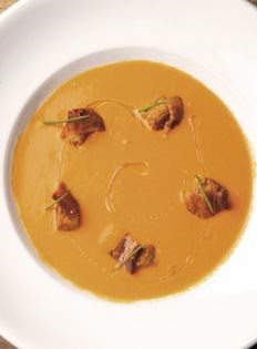 Smooth chilled tomato soup
