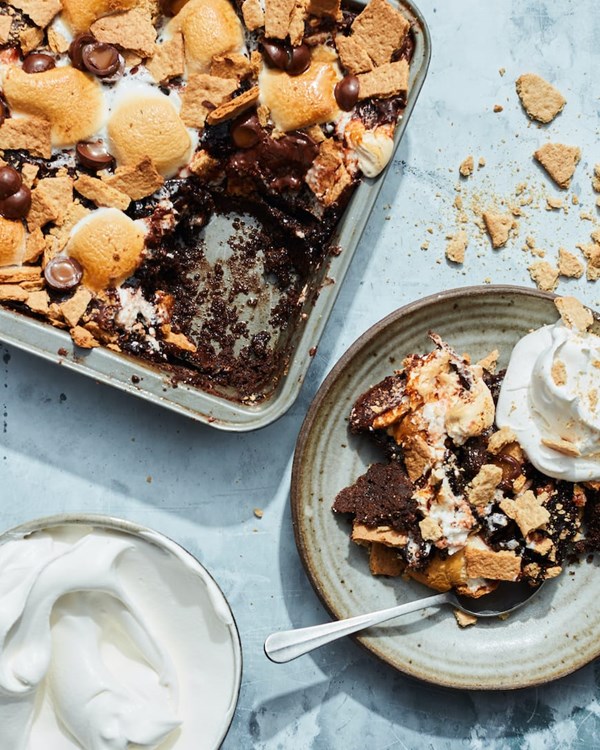 S'more butterscotch caramel dump cake