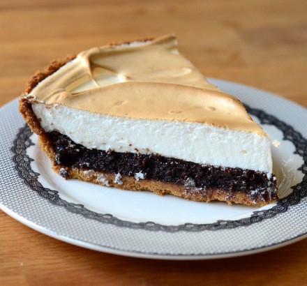 S’mores brownie pie