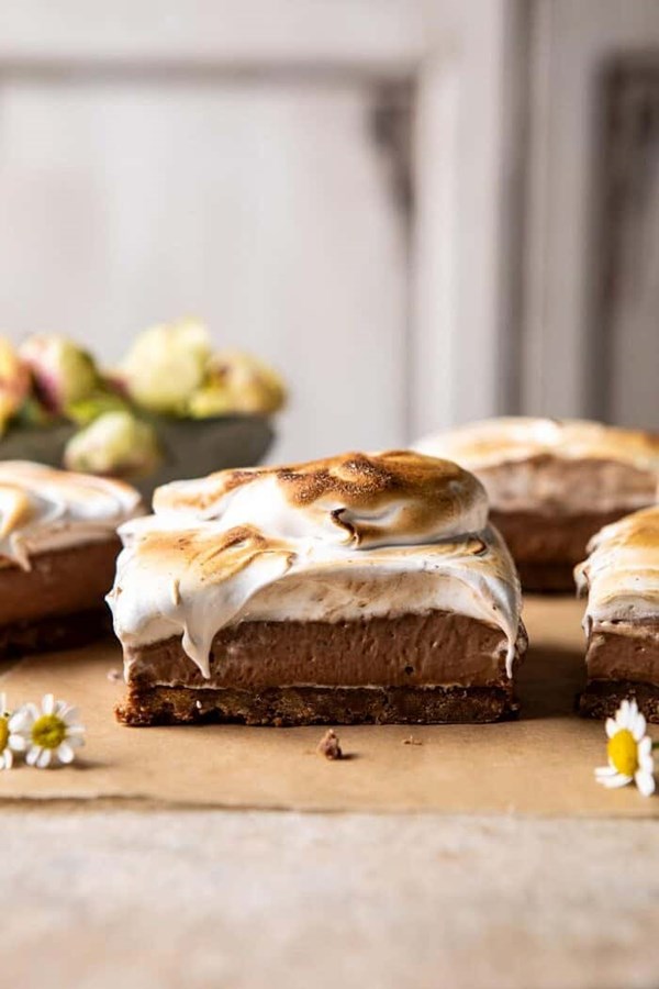 S'mores chocolate mousse bars