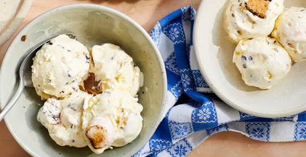 S'mores ice-cream (Jemma Wilson)