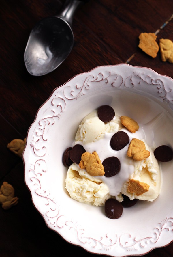 S’mores ice cream sundaes