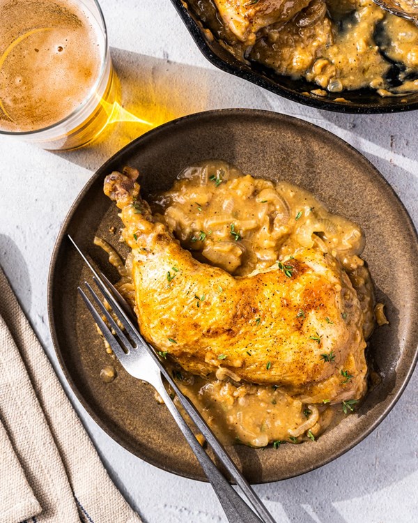 Smothered chicken legs