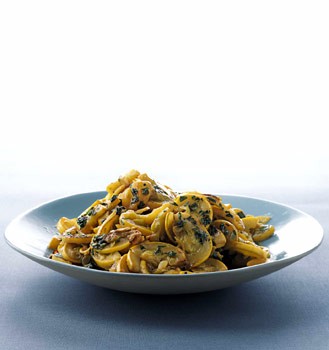 Smothered yellow squash with basil