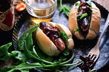 Snags with onions cooked in beer