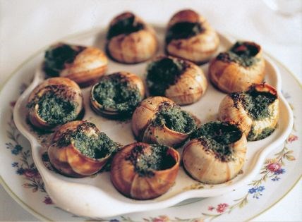 Snails in their shells with garlic and herb butter (Coquilles d'escargots au beurre à l'ail et fines herbes)