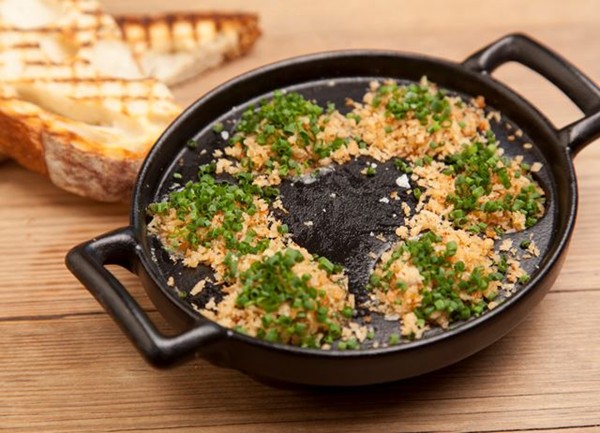 Snails with garlic butter and Gorgonzola