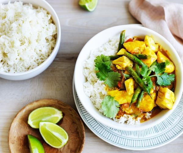 Snapper curry with green beans & coriander 