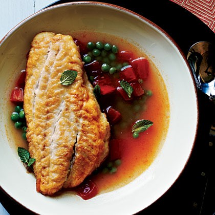 Snapper in tomato broth