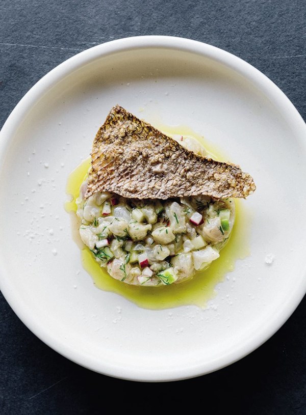 Snapper skin crackling