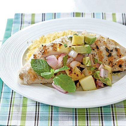 Snapper with grilled mango salsa