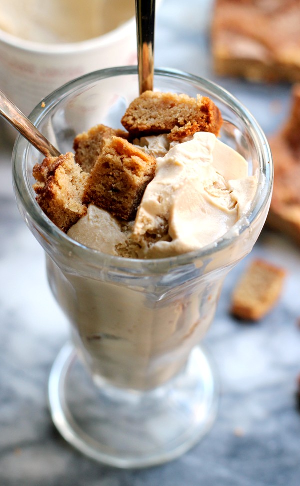 Snickerdoodle blondie ice cream parfaits