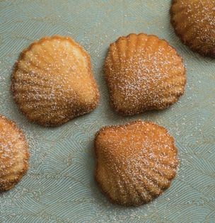 Snowball madeleines