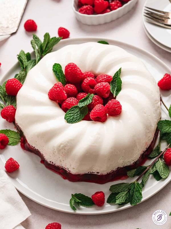 Snowy raspberry Jello