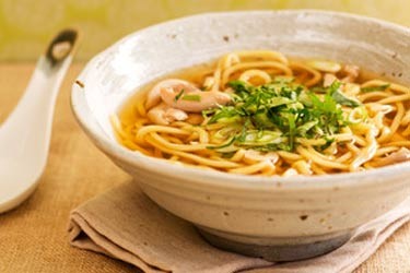 Soba noodles, ginger and garlic broth, chicken and coriander