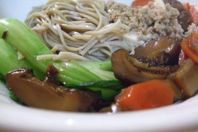 Soba with Chinese mushrooms