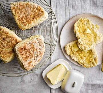 Soda farls