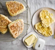 Soda farls