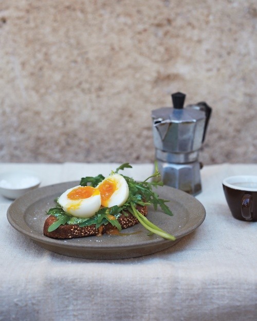 Soft-boiled egg tartines with green mayonnaise