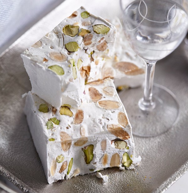 Soft ice cream with nougat (Semifreddo di torrone)