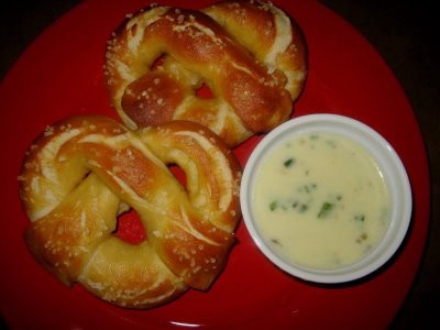 Soft pretzels with queso poblano sauce