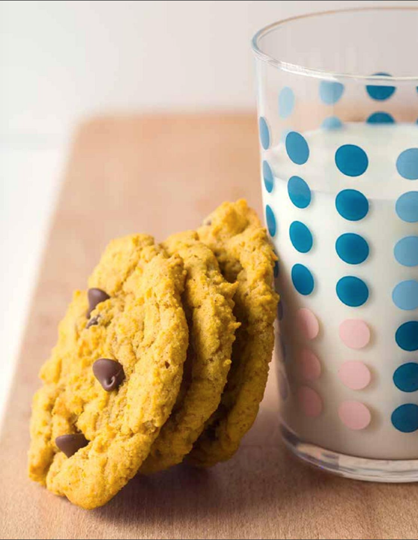 Soft pumpkin milk chocolate chip cookies