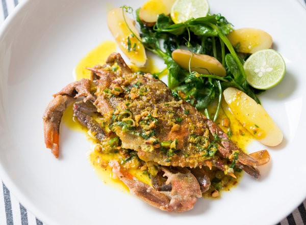 Soft-shell crabs with curry butter