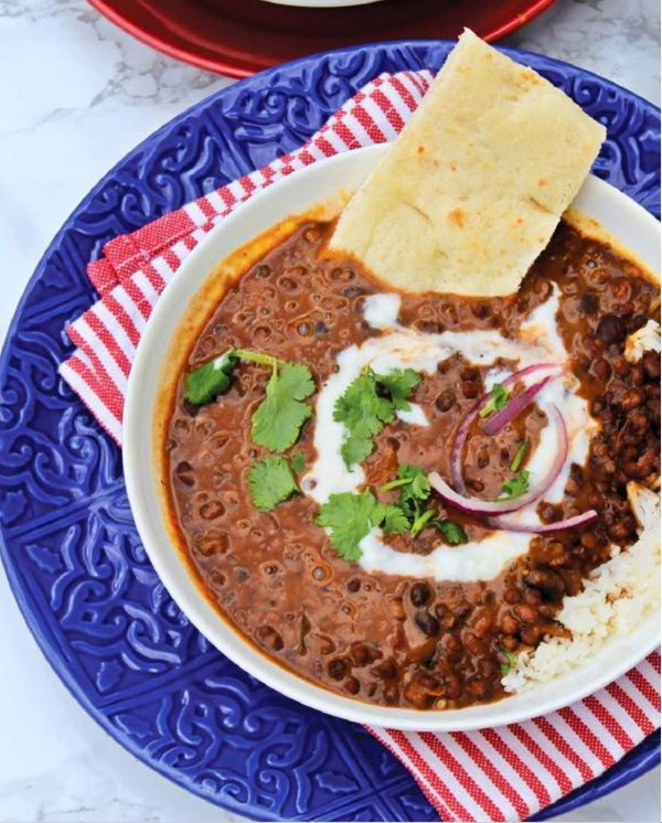Soft simmered black beans (Kala dal makhani)