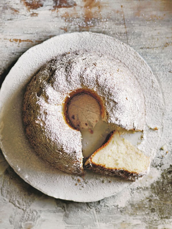 Soft vanilla sponge cake