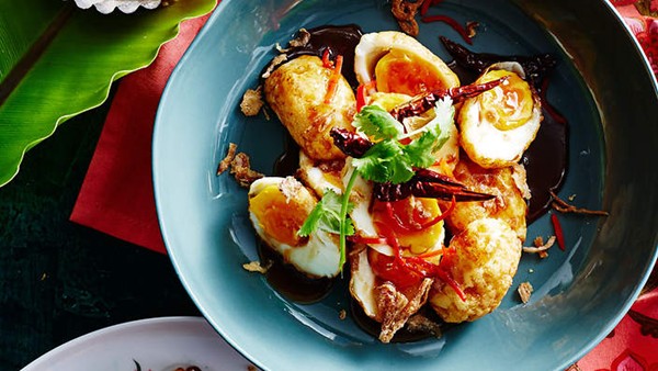 Son-in-law eggs (Kai loug kheuh)
