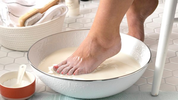 Soothing milk bath