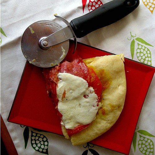 Soppressata pizza with fried egg and shasha sauce