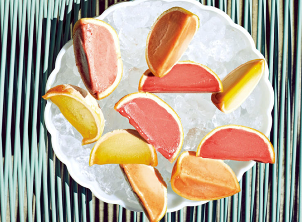 Sorbet in grapefruit cups