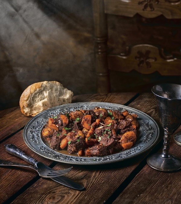 Sorcerer's beef stew with Zerrikanian spices