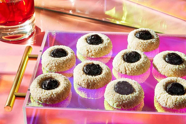 Sorrel thumbprints