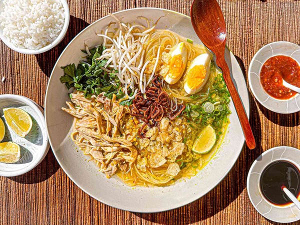 Soto ayam