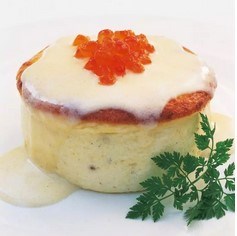 Souffléd sole creams with Champagne sauce and salmon caviar
