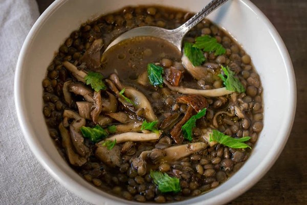 Soup of lentils and mushrooms (Zuppa di lenticchie e funghi)